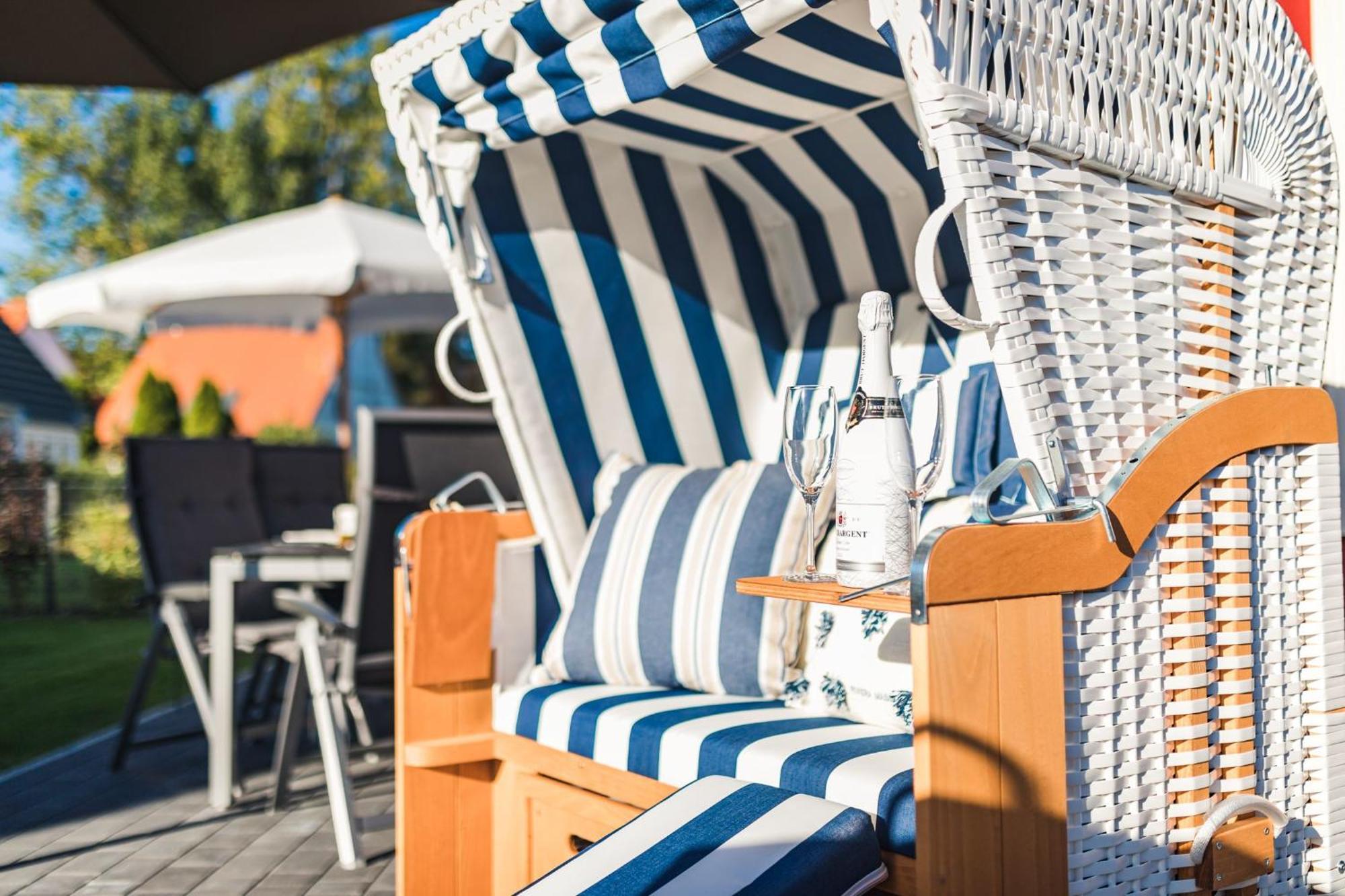 Haus Pinguin Villa Zingst Exterior foto